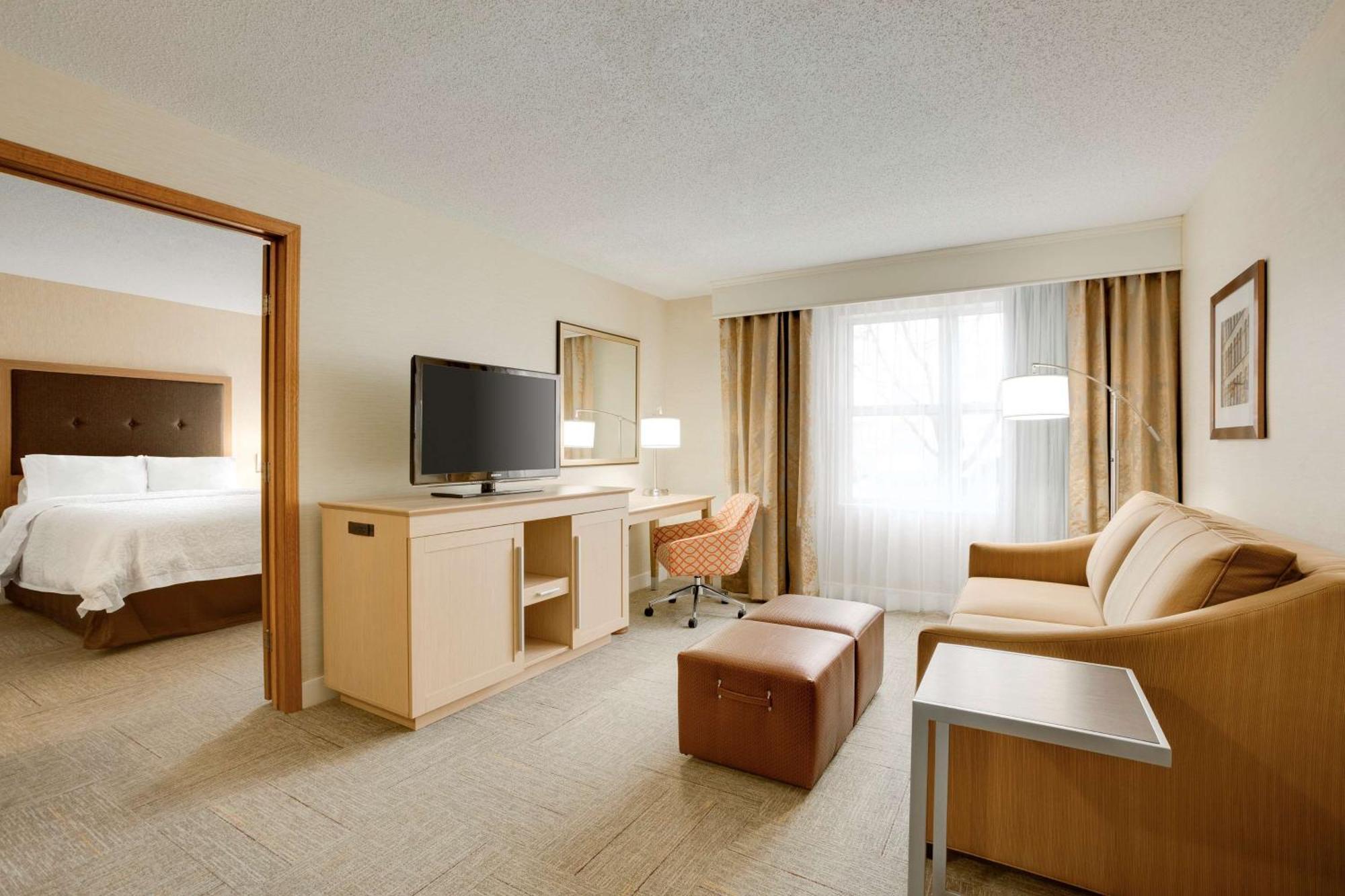 Hampton Inn & Suites Cleveland-Independence Exterior foto