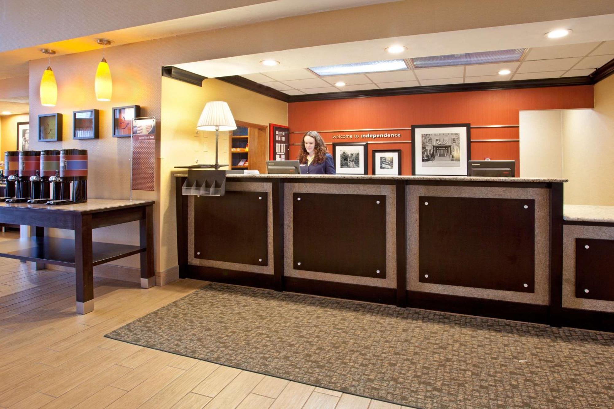 Hampton Inn & Suites Cleveland-Independence Exterior foto