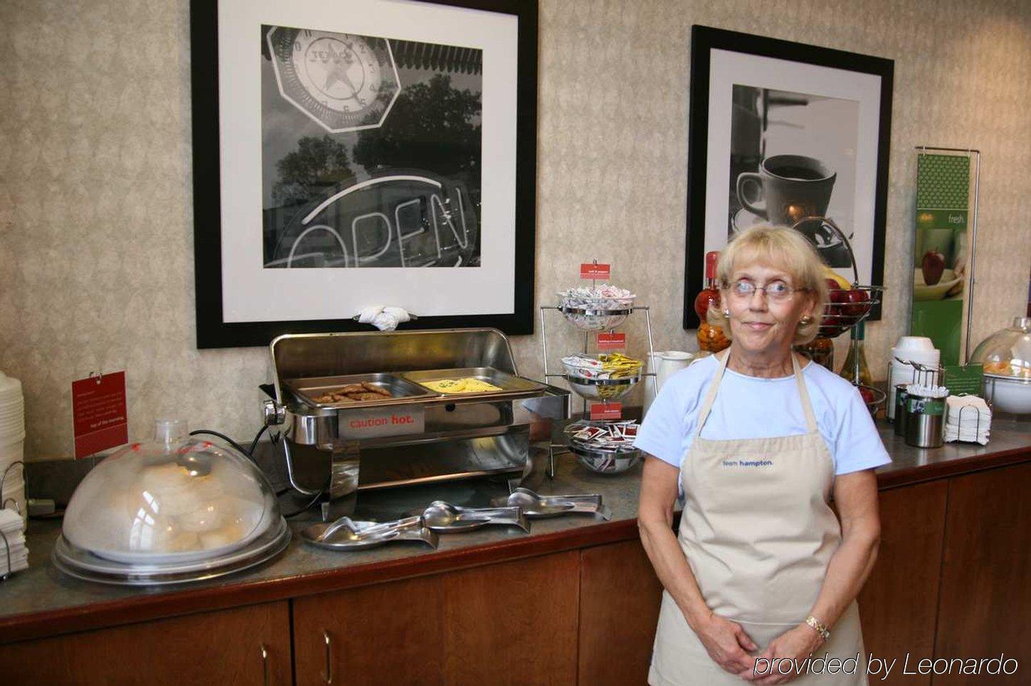 Hampton Inn & Suites Cleveland-Independence Restaurant foto